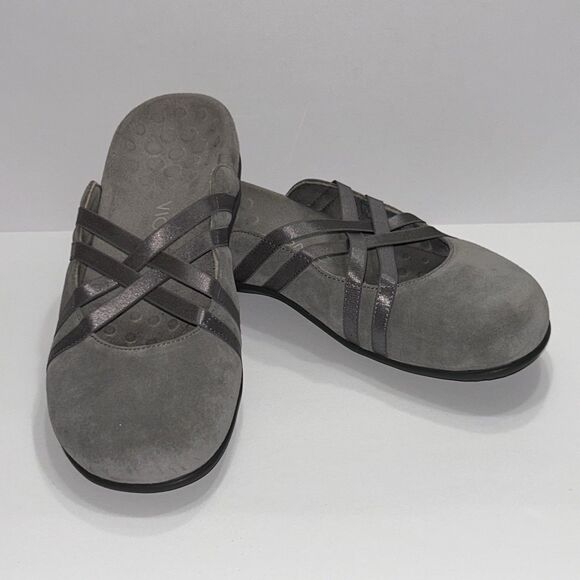 Vionic Clair Mules Sandals Womens 8 Slip On Gray Suede Flat Arch Support Comfort - Picture 1 of 16